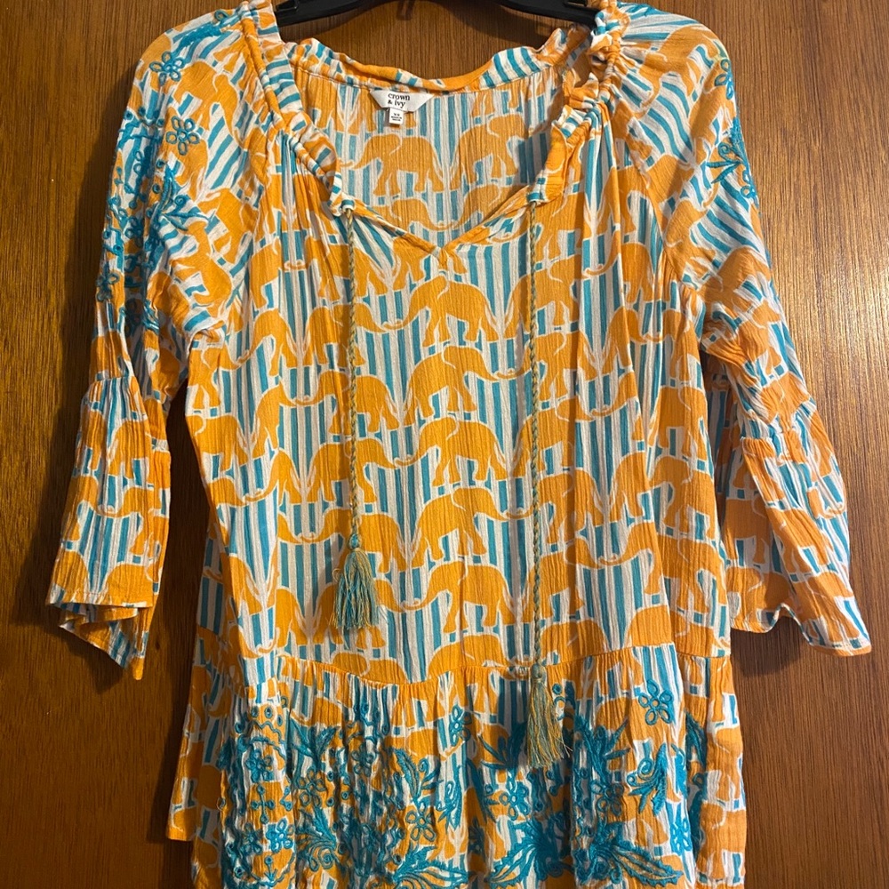 Crown & ivy shirt
